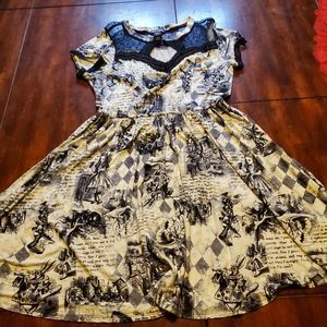 Hot Topic Alice In Wonderland Dress